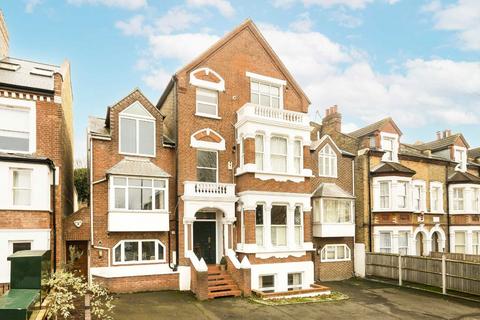 Earlsfield Road, London SW18