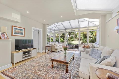 5 bedroom detached house for sale, Montana Road, London