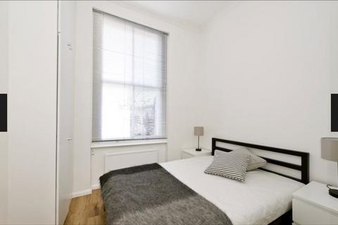 1 bedroom flat to rent, Old Brompton Road, London SW5