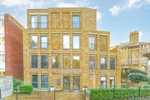 3 bedroom flat for sale, Gressenhall Road, London SW18