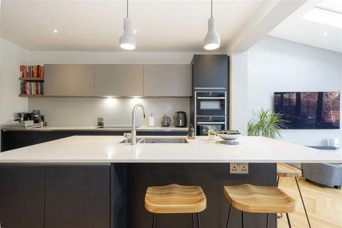 5 bedroom house for sale, Claremont Road, Teddington TW11
