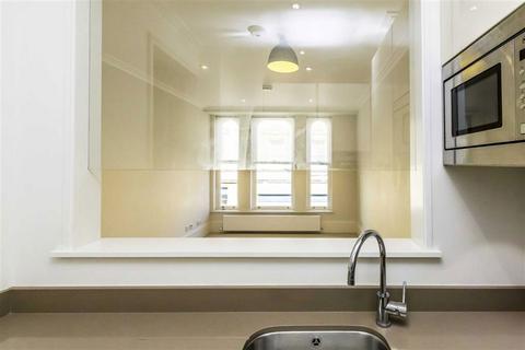 1 bedroom flat for sale, The Causeway, Teddington TW11