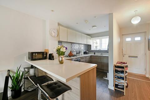 2 bedroom terraced house for sale, Nuthatch Drive, Finberry, Ashford, Kent, TN25