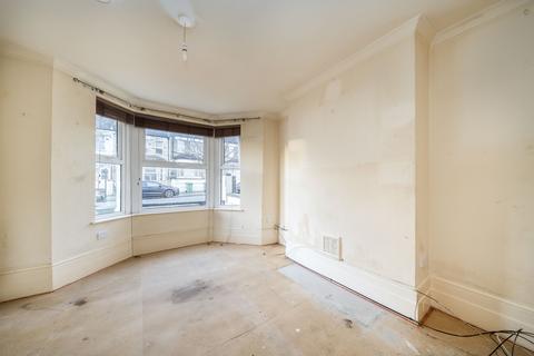 2 bedroom flat for sale, Brewery Road, Plumstead, London, SE18