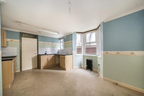 2 bedroom flat for sale, Brewery Road, Plumstead, London, SE18