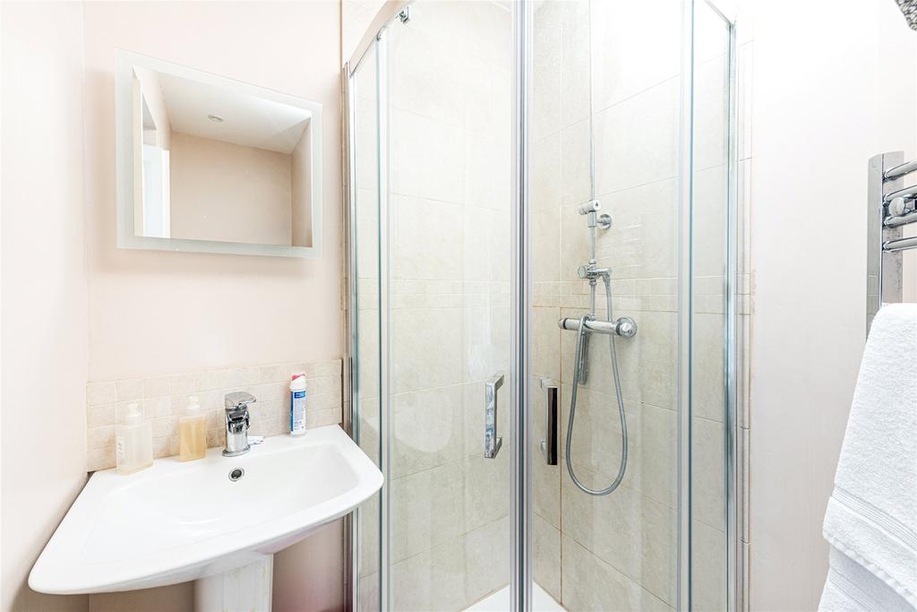 Bedroom Two En Suite