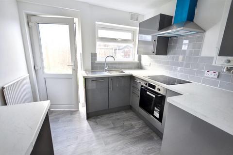 3 bedroom semi-detached house for sale, Longfield Avenue, Stone