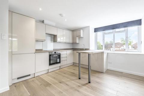3 bedroom apartment to rent, Weybridge, Surrey, KT13