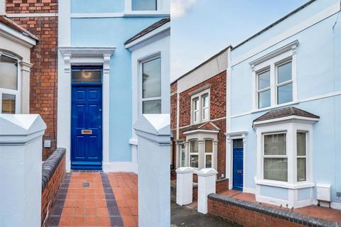 2 bedroom terraced house for sale, Hawthorne Street, Totterdown, Bristol