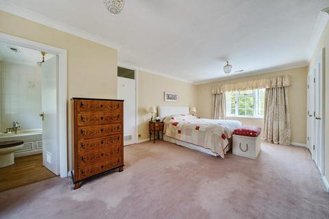 6 bedroom detached house for sale, Eghams Close, Knotty Green, Beaconsfield, HP9