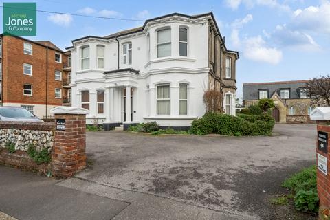 1 bedroom flat to rent, Byron Road, Worthing, West Sussex, BN11