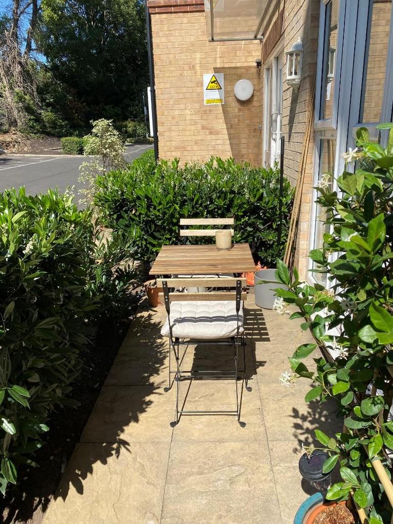 Patio 2.jpg