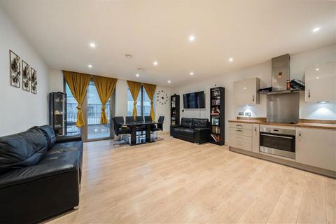 2 bedroom flat for sale, Bessemer Place, London SE10