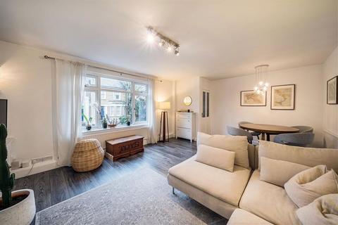 3 bedroom maisonette for sale, Devonshire Drive, London SE10