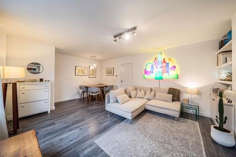 3 bedroom maisonette for sale, Devonshire Drive, London SE10