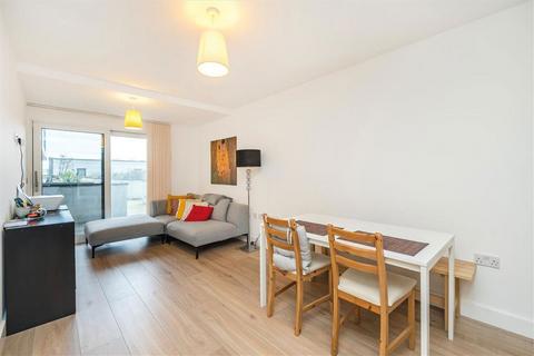 2 bedroom flat for sale, Barge Walk, London SE10