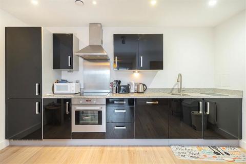 2 bedroom flat for sale, Barge Walk, London SE10