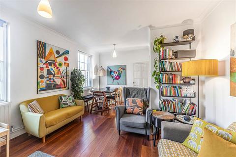 2 bedroom flat for sale, Point Close, London SE10