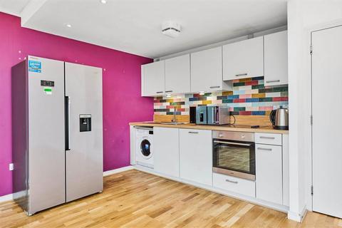 2 bedroom flat for sale, Renaissance Walk, London SE10