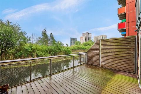 2 bedroom flat for sale, Renaissance Walk, London SE10