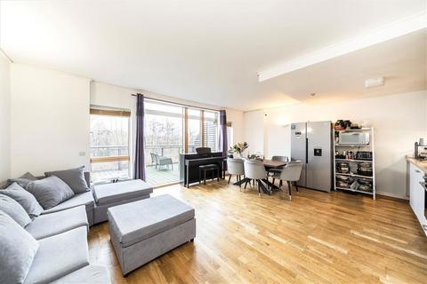 2 bedroom flat for sale, Renaissance Walk, London SE10