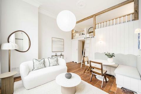 Studio for sale, Oxford Gardens, London W10