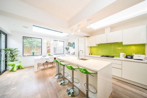 4 bedroom detached house for sale, Norcutt Road, Twickenham TW2