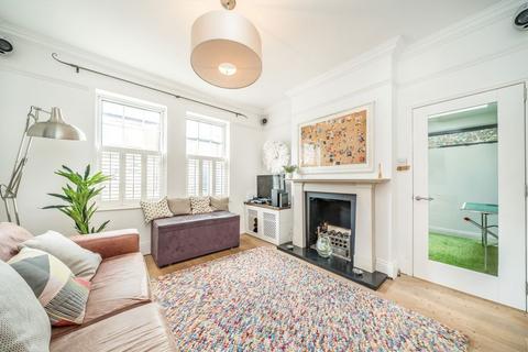 4 bedroom detached house for sale, Norcutt Road, Twickenham TW2