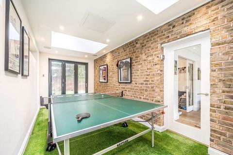 4 bedroom detached house for sale, Norcutt Road, Twickenham TW2