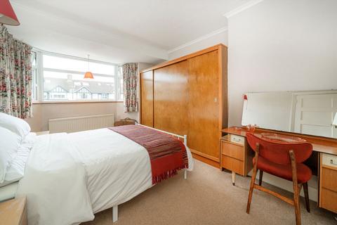 3 bedroom semi-detached house for sale, Lincoln Avenue, Twickenham TW2