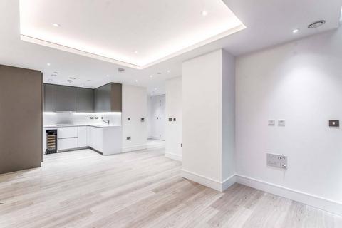 2 bedroom flat for sale, Carrara Tower, Clerkenwell, London, EC1V