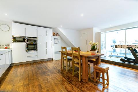 4 bedroom terraced house for sale, Medfield Street, Putney, London, SW15