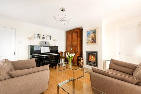 6 bedroom detached house for sale, Moreton Road, Buckingham, Buckinghamshire, MK18