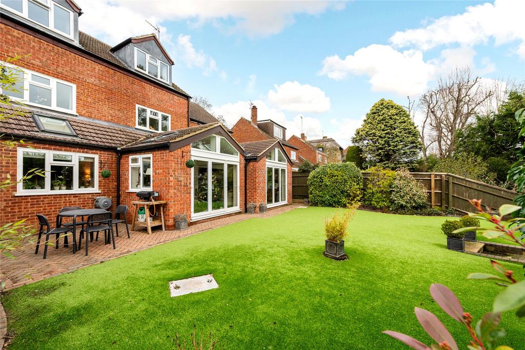 Rear/Garden