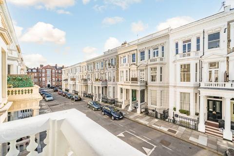 2 bedroom flat to rent, Fairholme Road, London W14