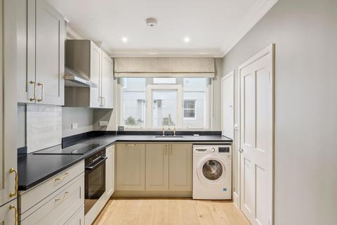 2 bedroom detached house to rent, Elm Park Lane, London, SW3