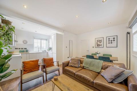 2 bedroom flat for sale, Buckhold Road, London SW18