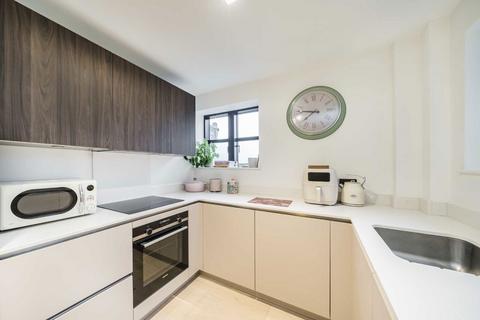 1 bedroom flat for sale, St. Ann's Hill, London SW18