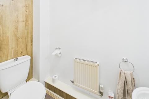 3 bedroom end of terrace house for sale, Fortress Road, Carbrooke, IP25