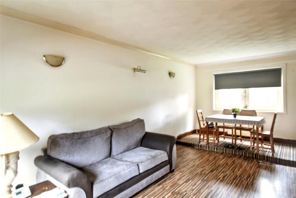 Living/Dining Area