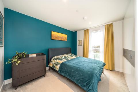 2 bedroom apartment to rent, Kidbrooke Park Road, London, SE3
