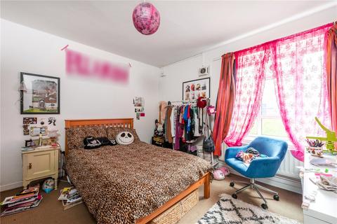 3 bedroom apartment for sale, Orwell Court, Petherton Road, London, N5