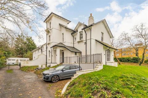 5 bedroom house for sale, The Glebe, London SE3