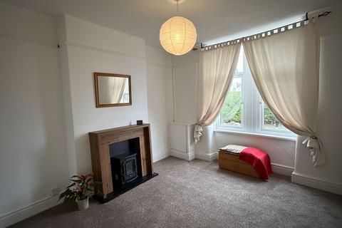 2 bedroom end of terrace house to rent, Princes Road, Rhuddlan, LL18