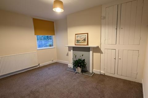 2 bedroom end of terrace house to rent, Princes Road, Rhuddlan, LL18