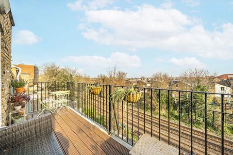 2 bedroom flat for sale, Upper Richmond Road, London SW15