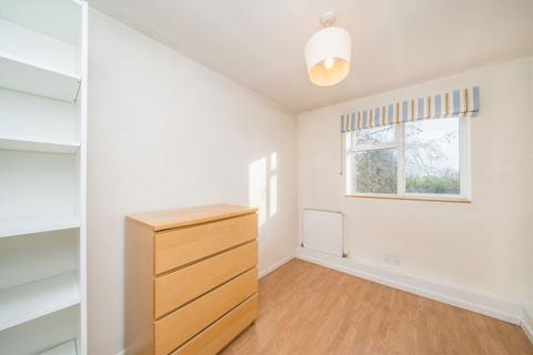 3 bedroom flat for sale, West Hill, London SW15