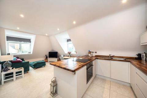 1 bedroom flat for sale, Dromore Road, London SW15