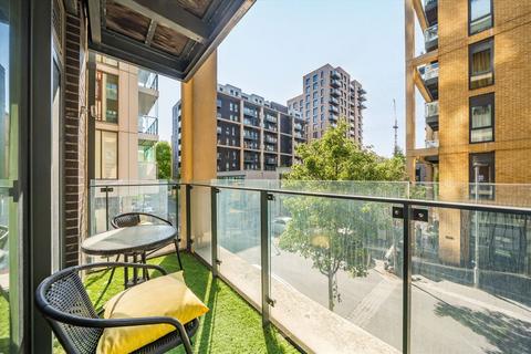 2 bedroom flat for sale, Enterprise Way, London SW18