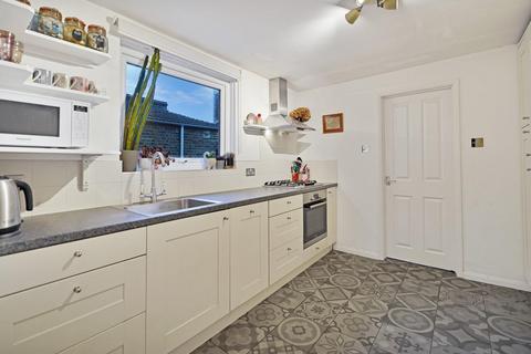 2 bedroom flat for sale, Stanstead Road, Forest Hill, London, SE23
